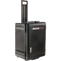 Pelican 1637 Air w/ Dividers Black