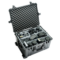 Pelican 1620 with Dividers