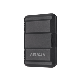 Protector Magnetic Wallet works with MagSafe