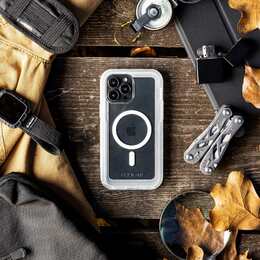 Voyager (MagSafe) iPhone 13 Pro Max Case Clear