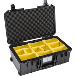 Pelican 1535 Air with Dividers