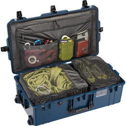 Pelican 1615 Air Travel Case - Indigo