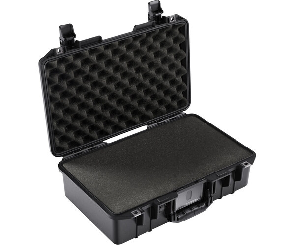 Pelican 1485 Air with Foam Black