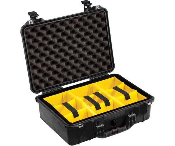 Pelican 1500 with Dividers