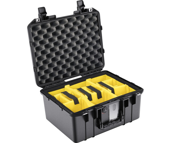 Pelican 1507 Air w/ Dividers