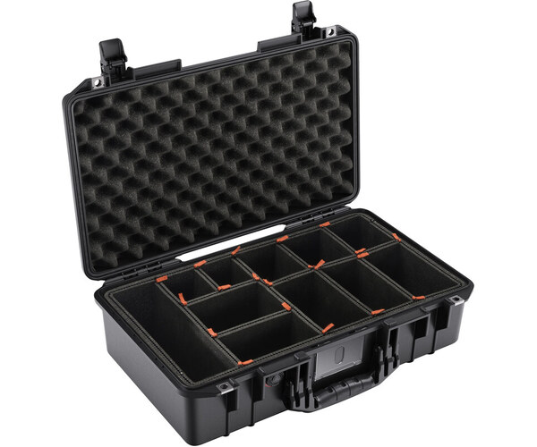 Pelican 1525 Air with TrekPak