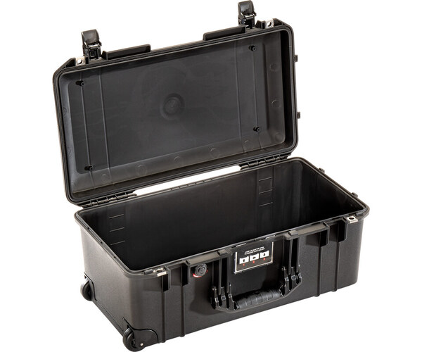 Pelican 1556 Air No Foam Black
