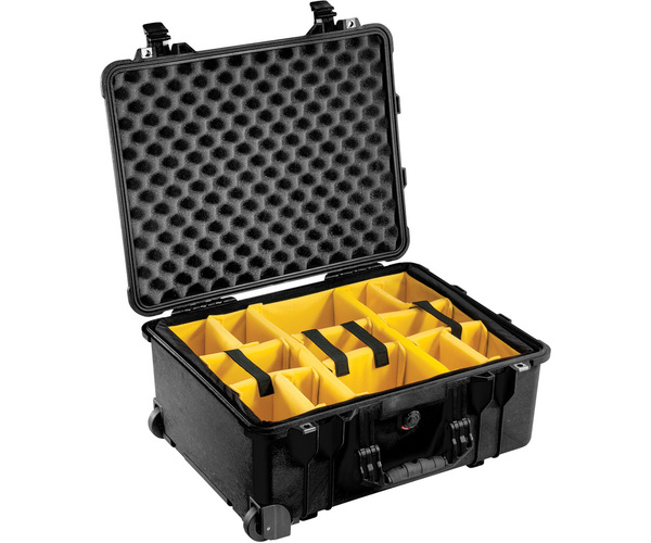 Pelican 1560 with Dividers