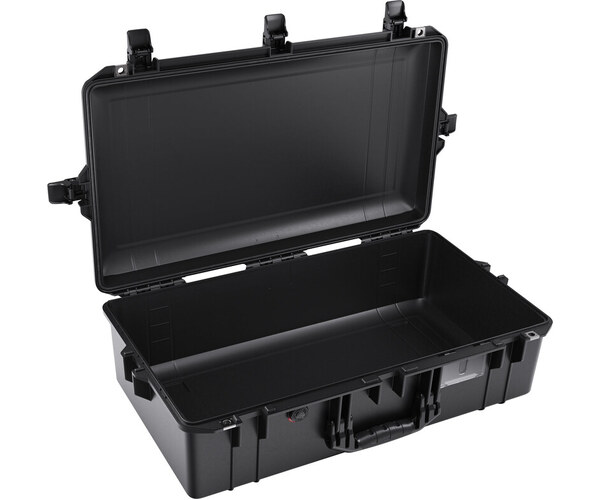 Pelican 1605 Air No Foam Black