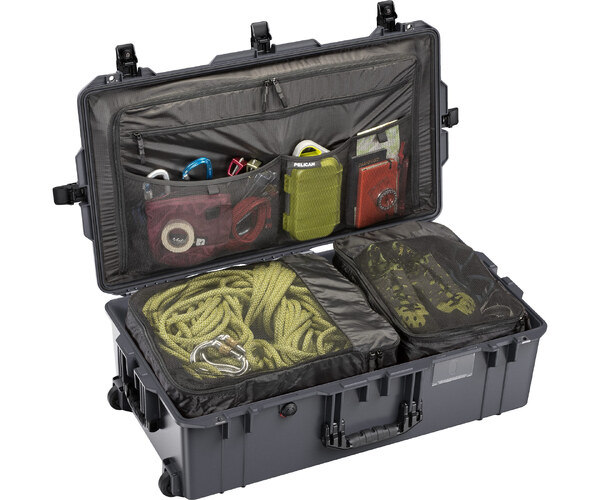 Pelican 1615 Air Travel Case - Charcoal